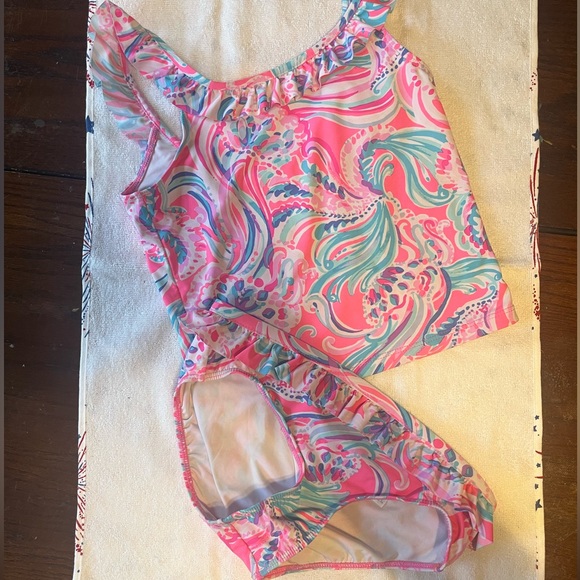 Lilly Pulitzer Swim Lilly Pulitzer Girls Size 8 Swimsuit Two Piece